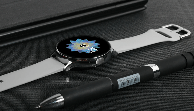 GW32 smartwatch