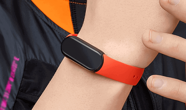 M7 Smartband features