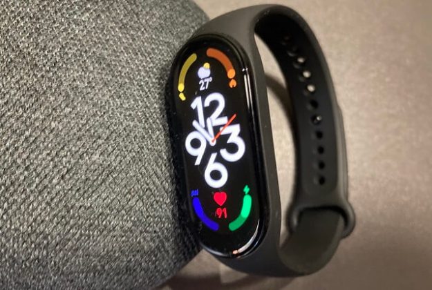 Xiaomi Mi Band 9 Series Gets HyperOS 1.2.183 Update: New Features and ...